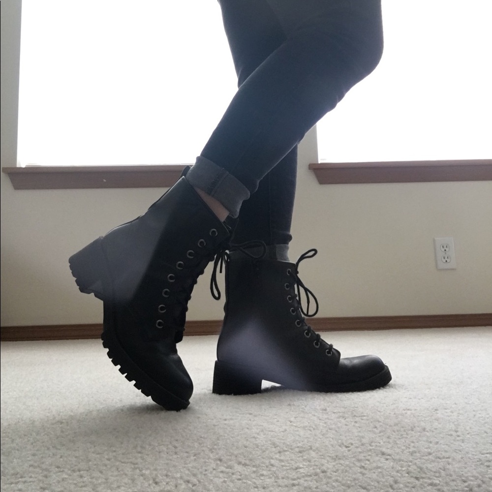 Black Madden Girl heeled boots.